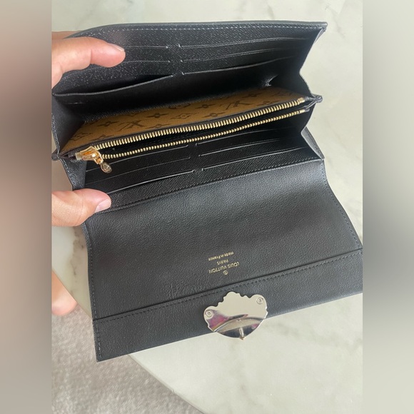 Leather Reverse Monogram wallet - Picture 3 of 5